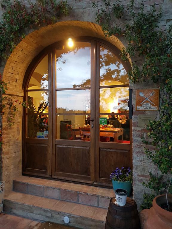 Fattoria Le Pietre Vive Di Montaperti Apartman Monteaperti  Kültér fotó